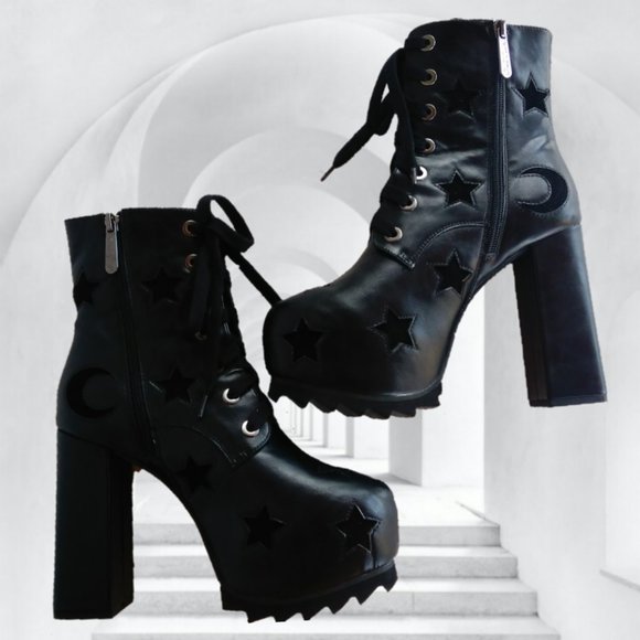 KILLSTAR 7 BLACK PLATFORM ANKLE BOOTS STARGAZER CRESCENT MOON STARS goth - Picture 11 of 15